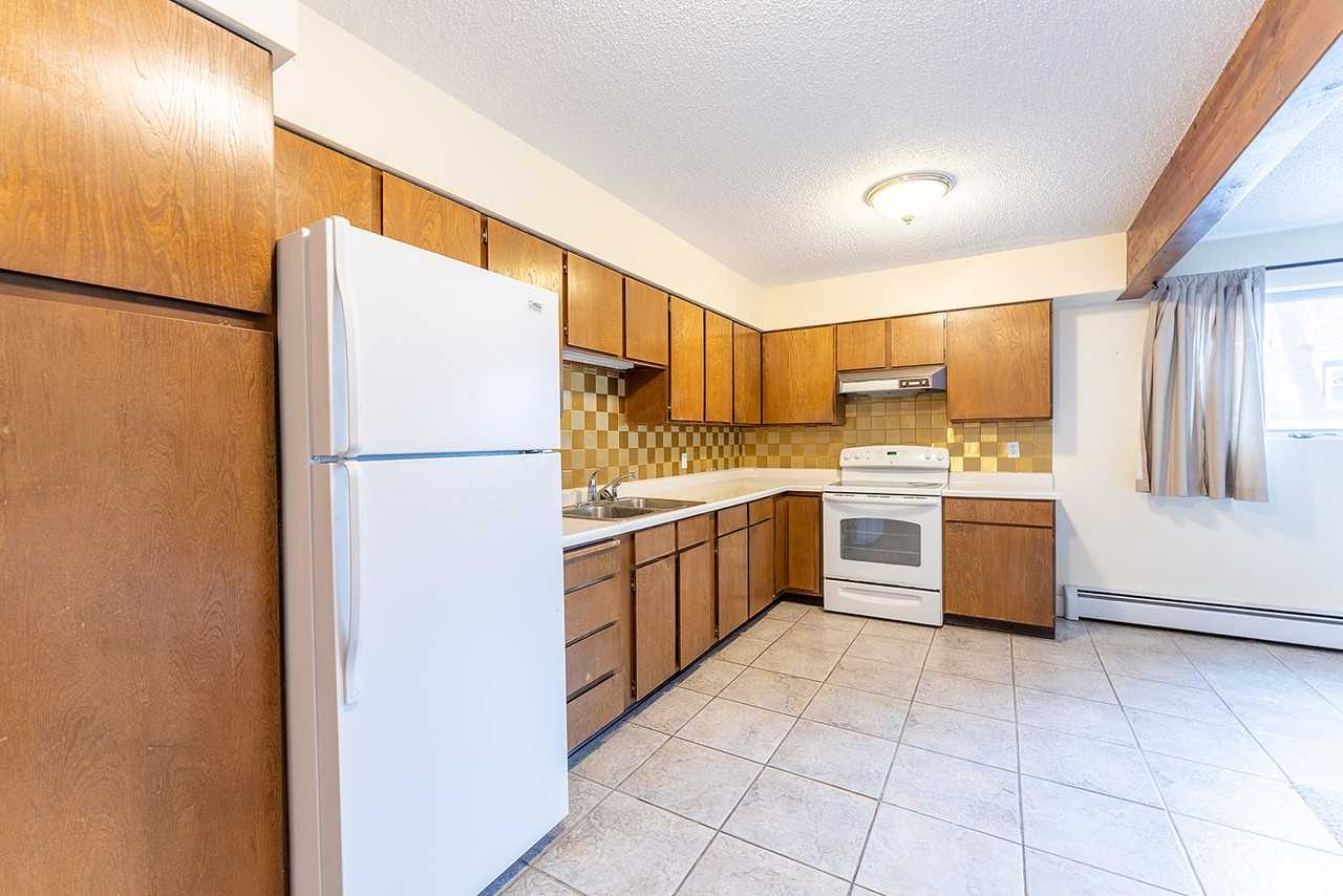 221 12th Avenue - Photo 4 of 11