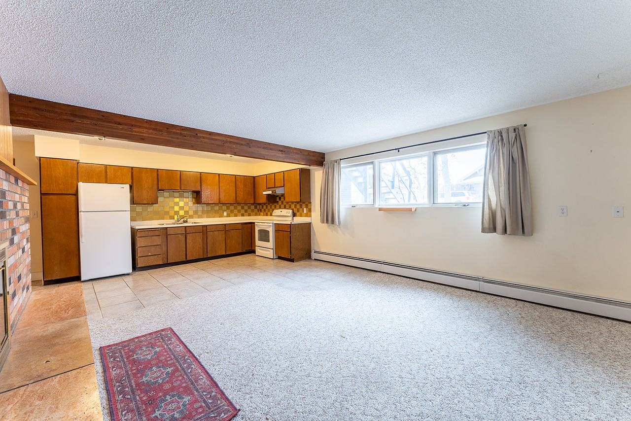 221 12th Avenue - Photo 6 of 11