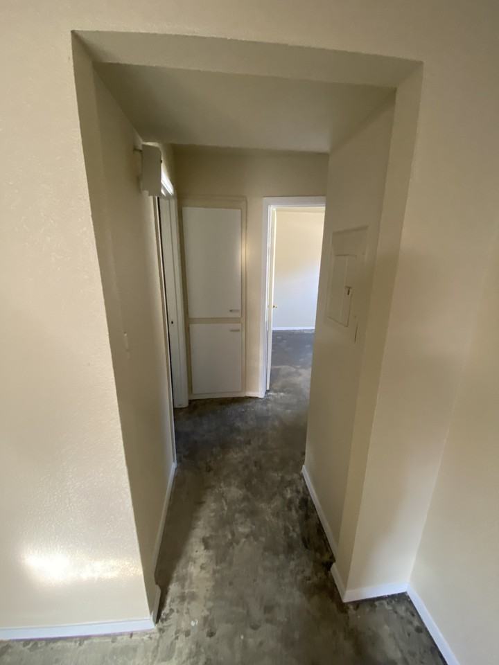 610 Montgomery Dr - Photo 2 of 6