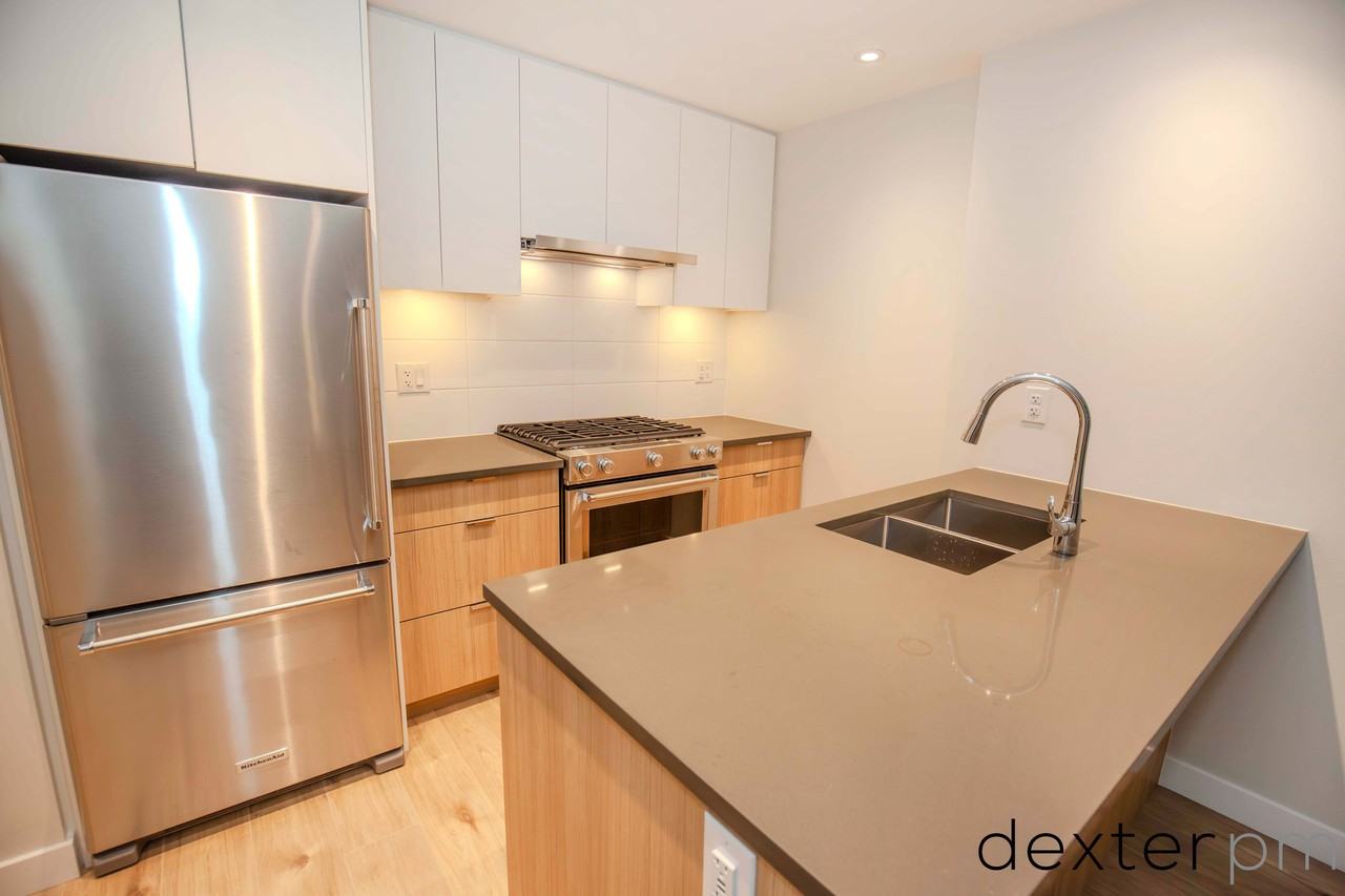 3430 East Kent Avenue South #2102 - Photo 4 of 22