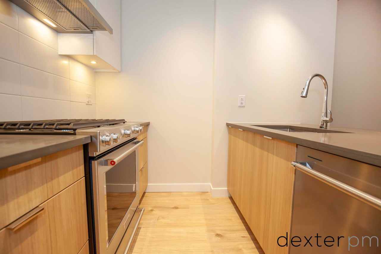 3430 East Kent Avenue South #2102 - Photo 5 of 22