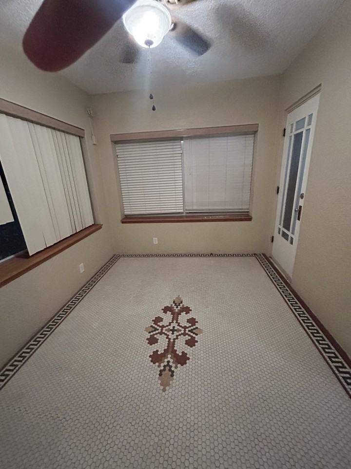 833 5th Avenue North #NA - Photo 5 of 9