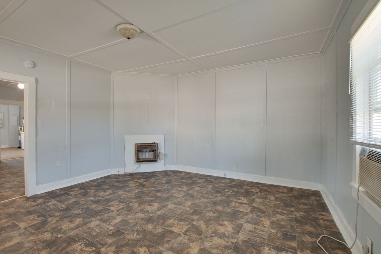 3701 & 3703 Fairview Street - Photo 7 of 16