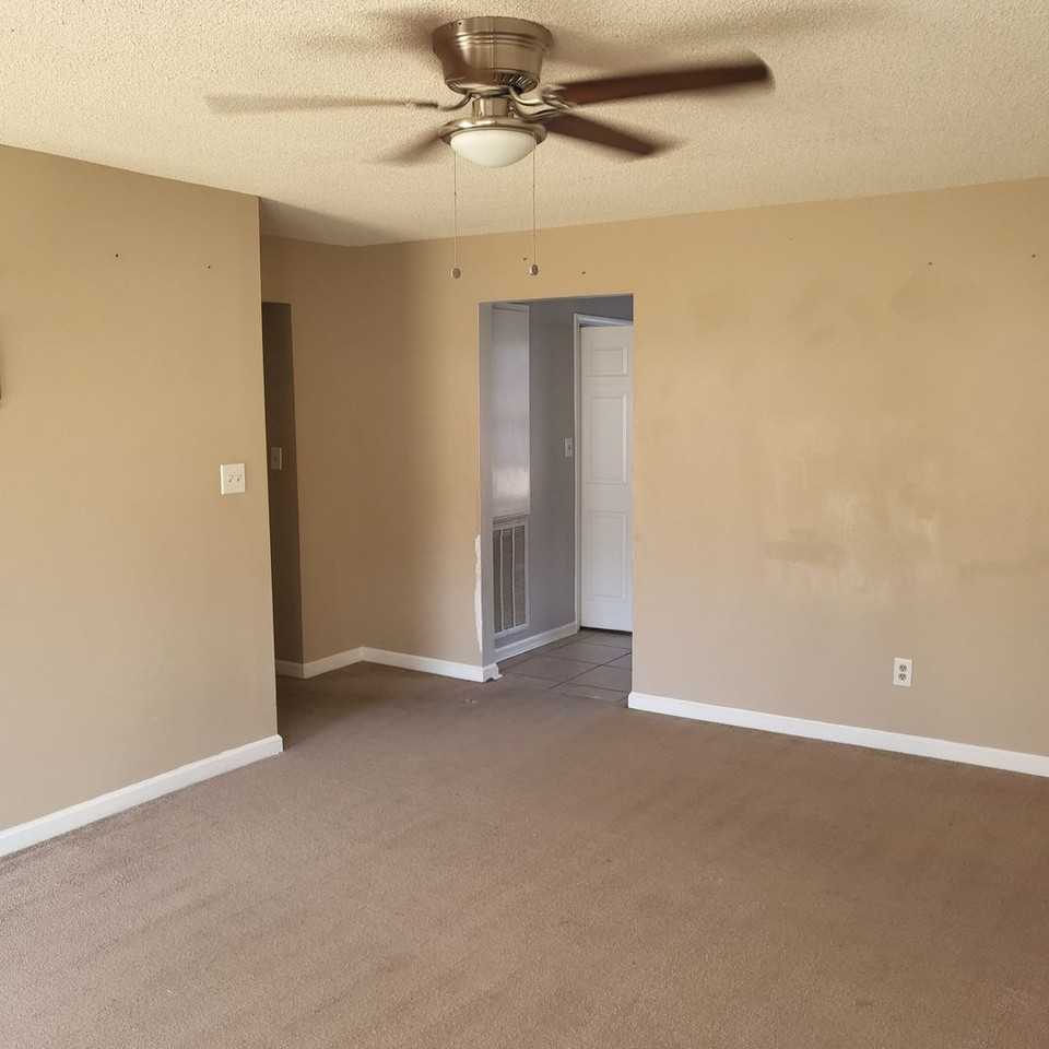 723 Macey Street - Photo 3 of 6