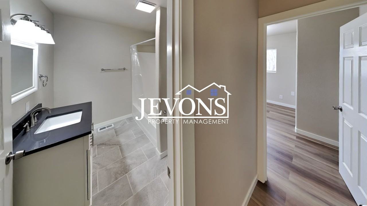 800 Hatton Rd - Photo 7 of 37