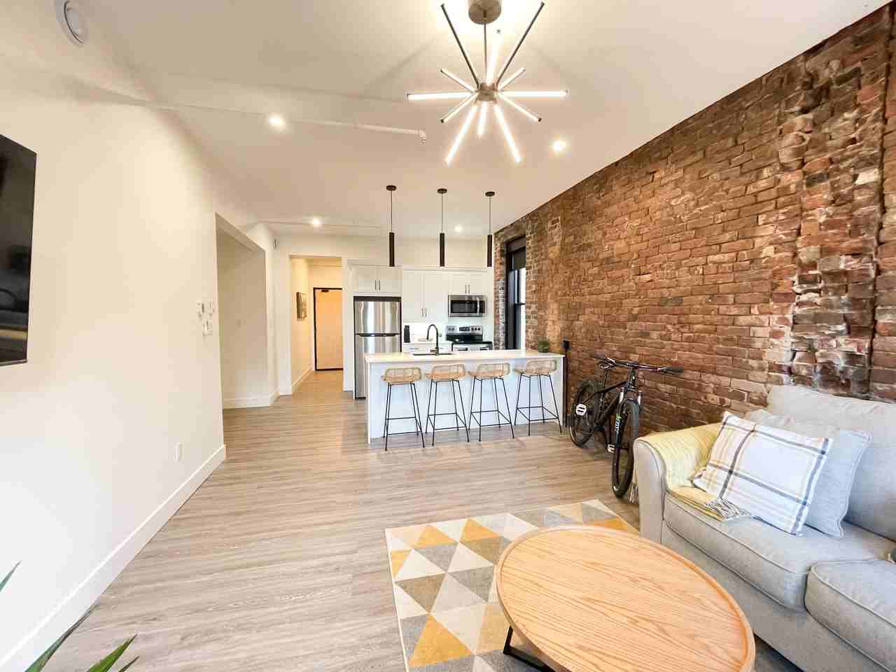 57 Princess Street #305 - Photo 3 of 9