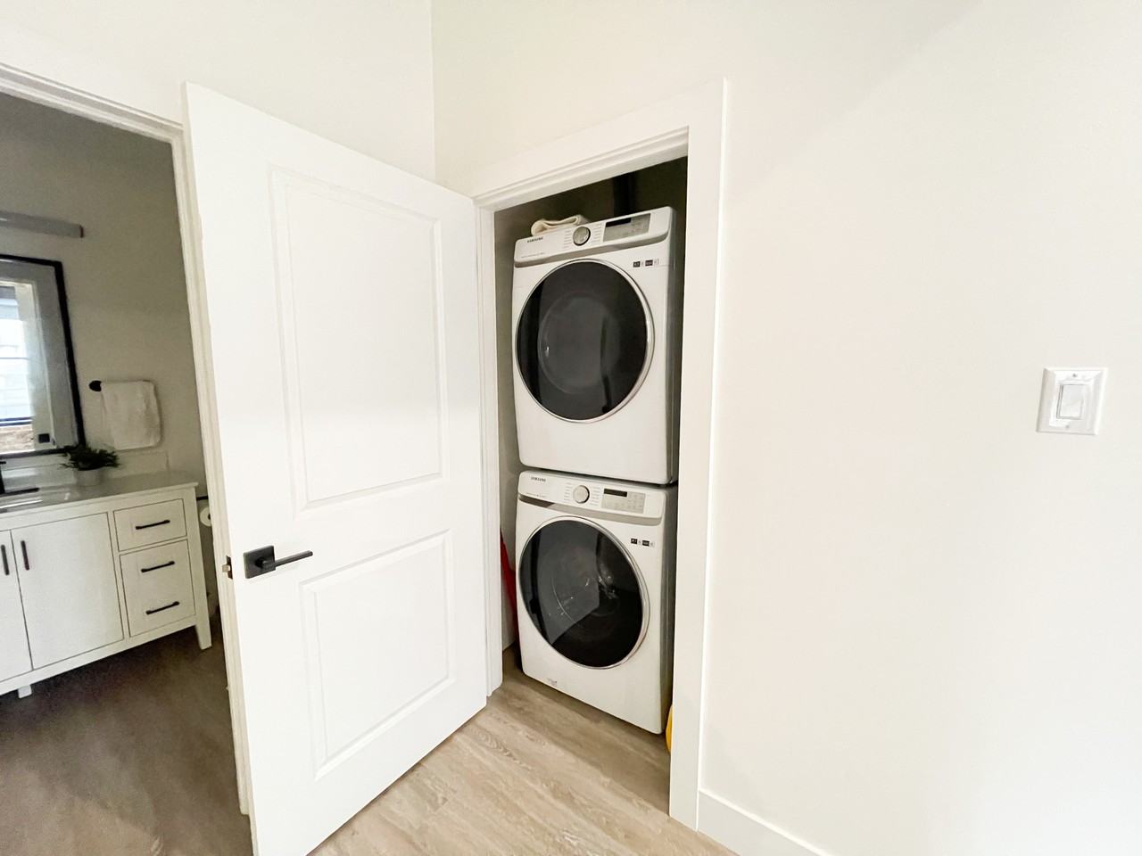 57 Princess Street #305 - Photo 5 of 9