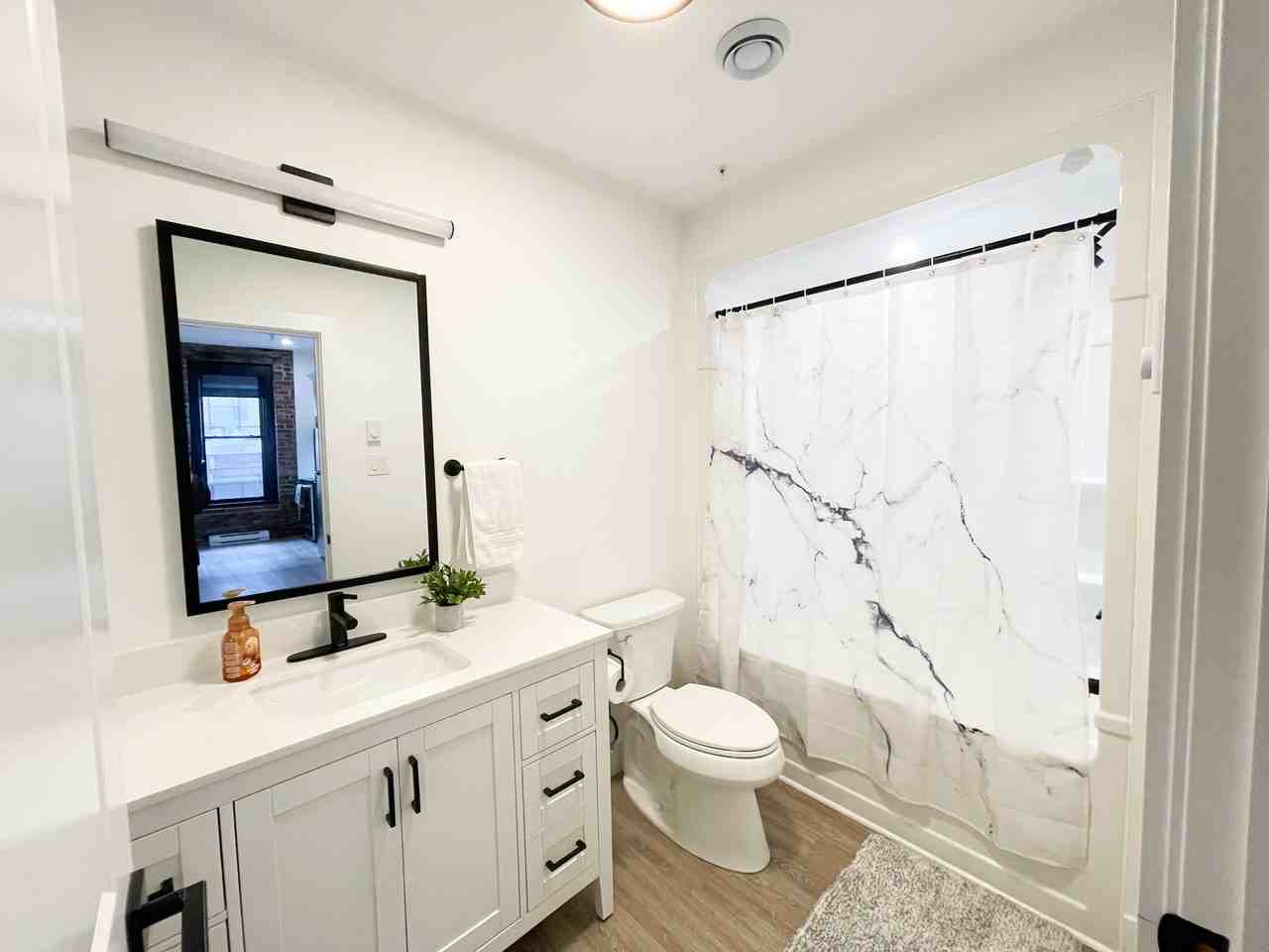 57 Princess Street #305 - Photo 6 of 9