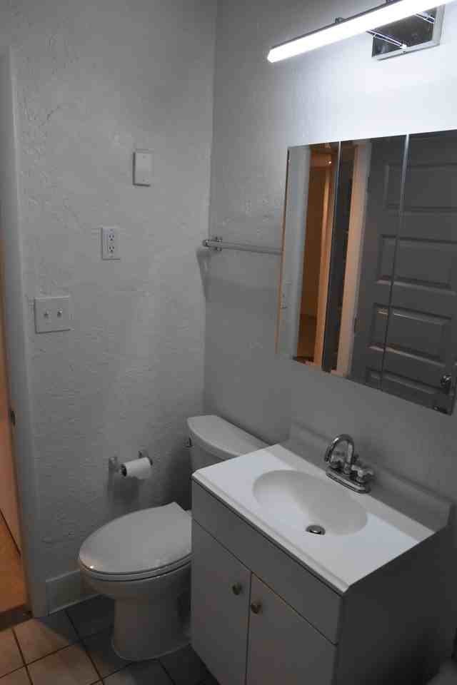 1514 West Palmer Drive #2 - Photo 4 of 24