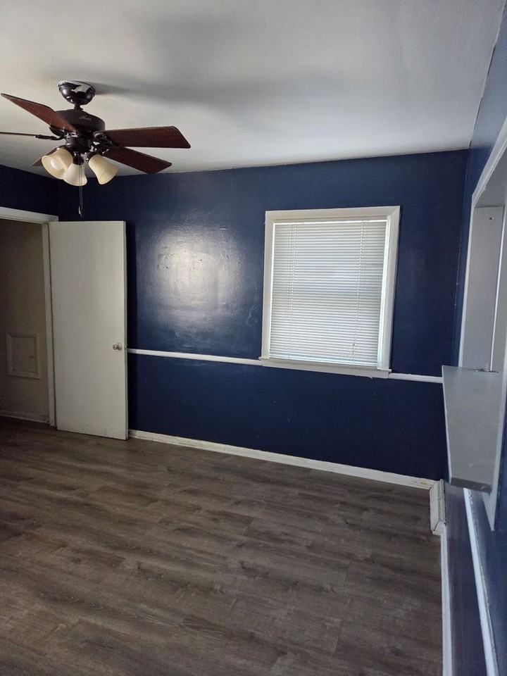 5054 N 58th St - Photo 6 of 13