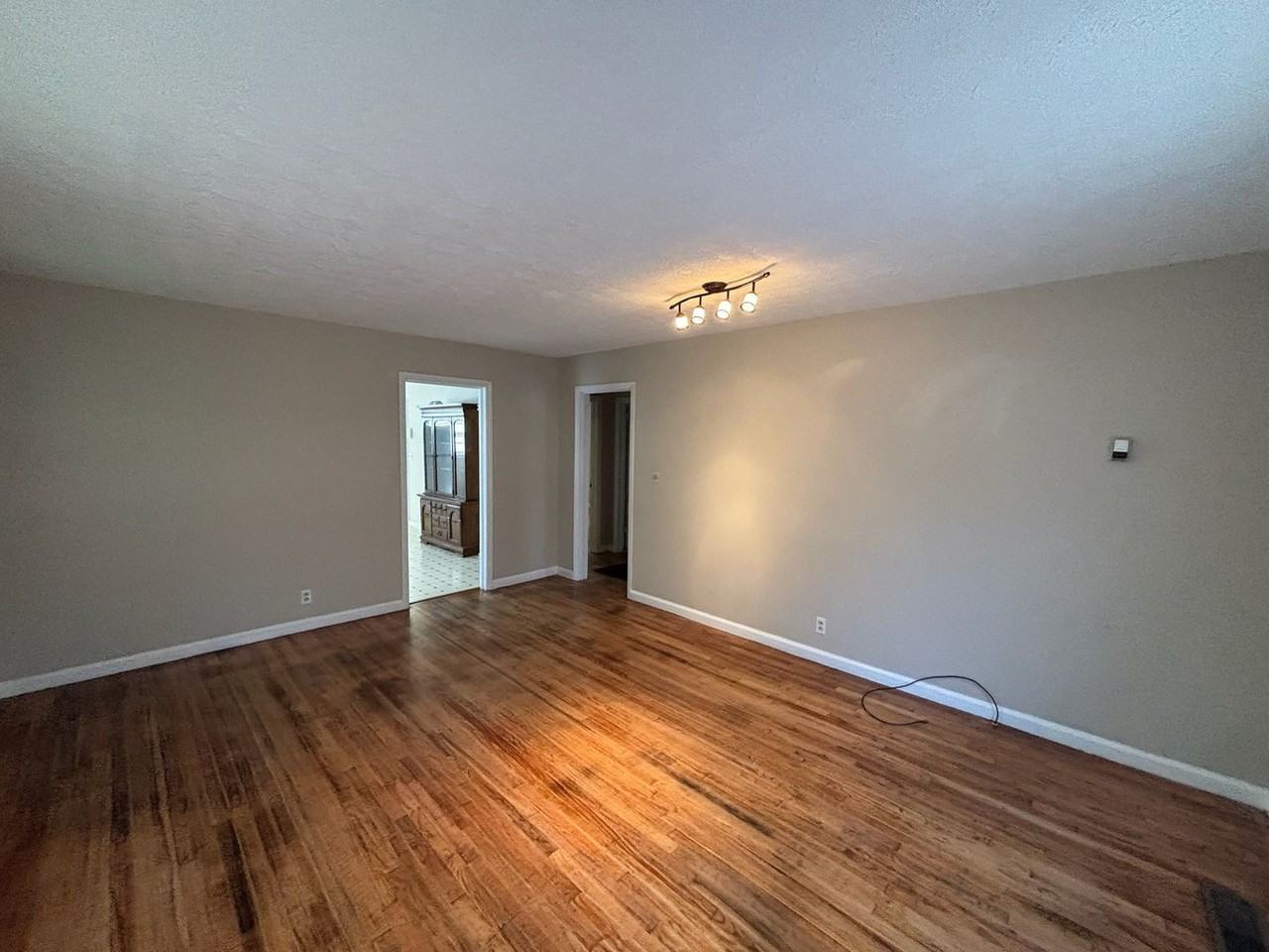 2211 1st Avenue - Photo 5 of 15