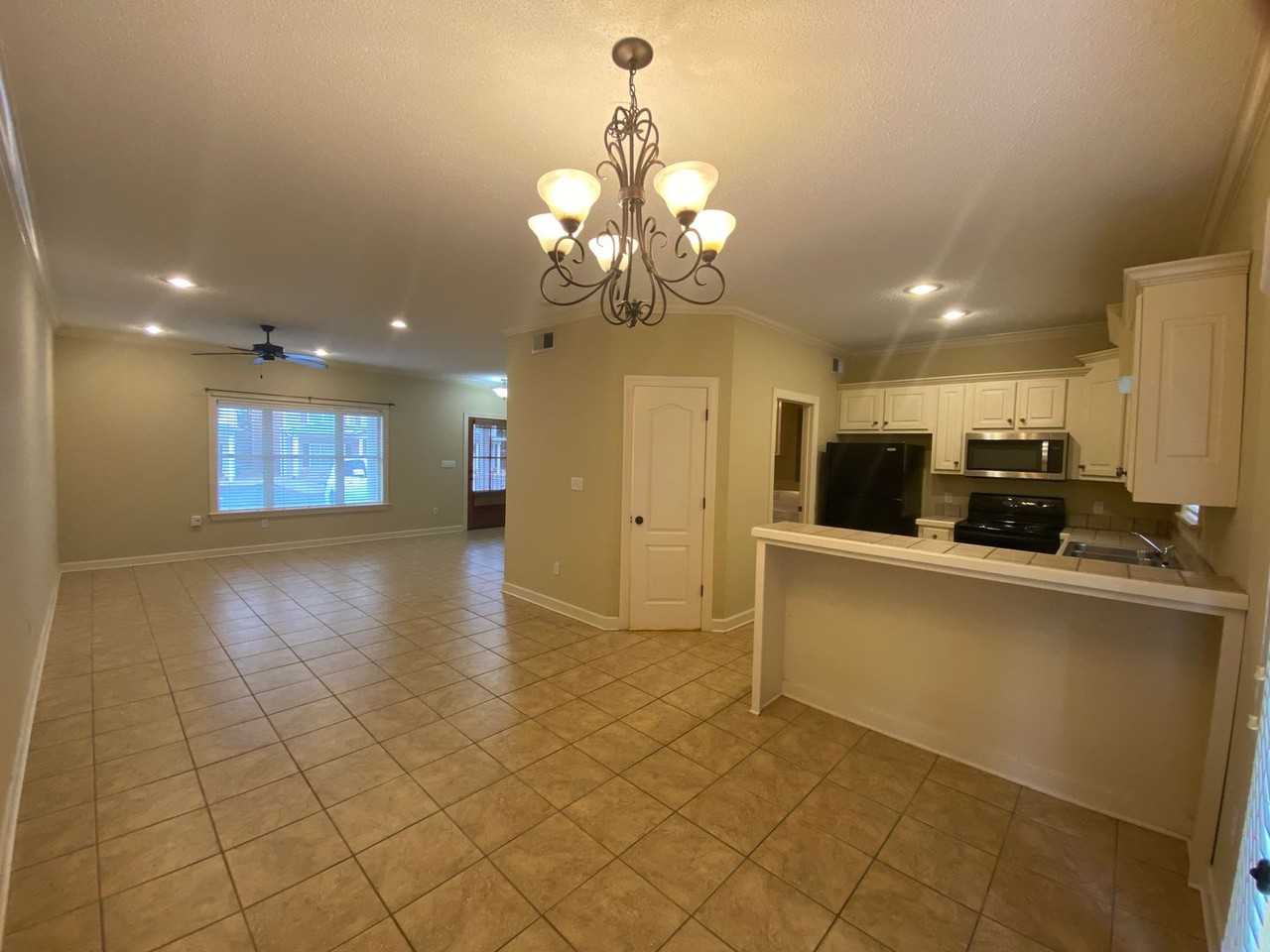 1143 College Hill Road - Photo 5 of 21