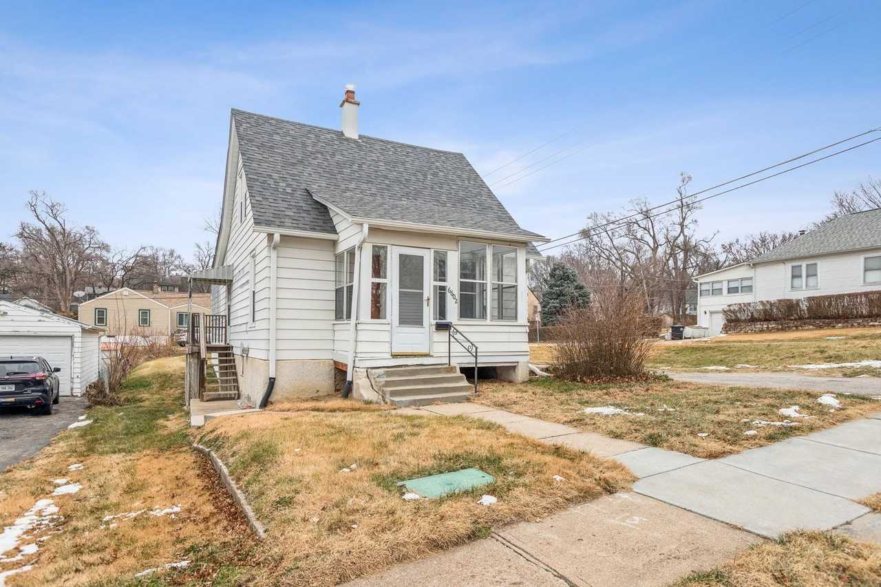 6602 Emmet St - Photo 2 of 23