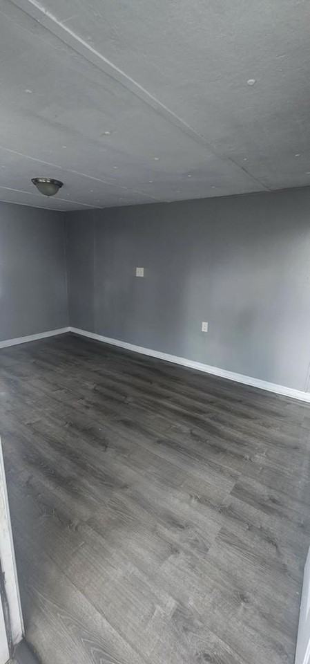 829 West Robson Street - Photo 5 of 6