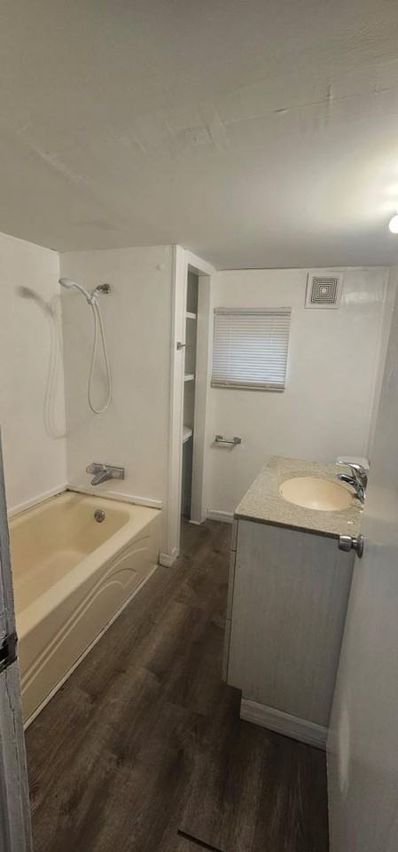 829 West Robson Street - Photo 6 of 6