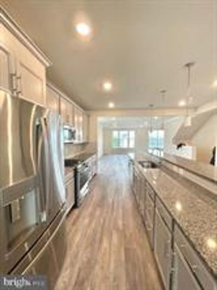 7103 Delegate Place - Photo 6 of 39