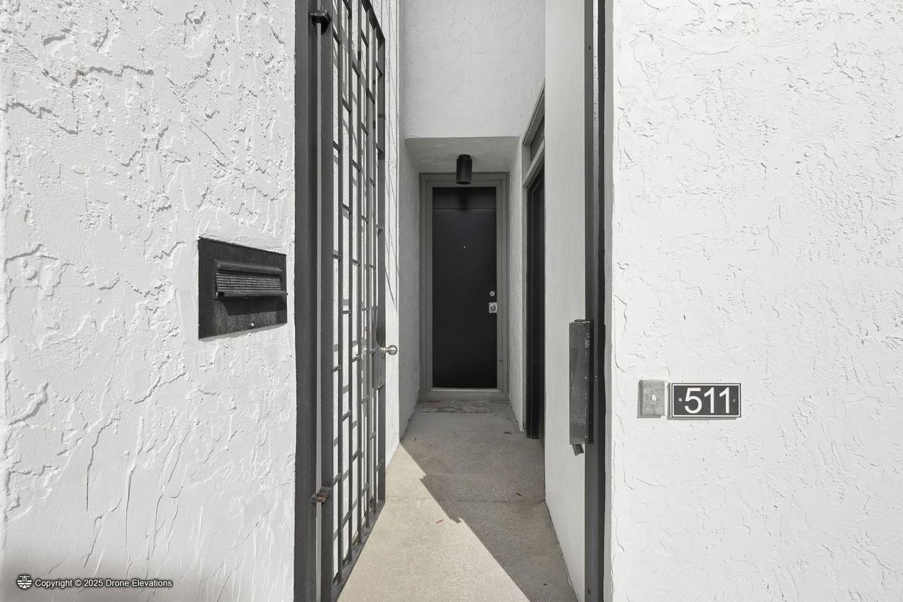 511 511 Ave B NW - Photo 3 of 45