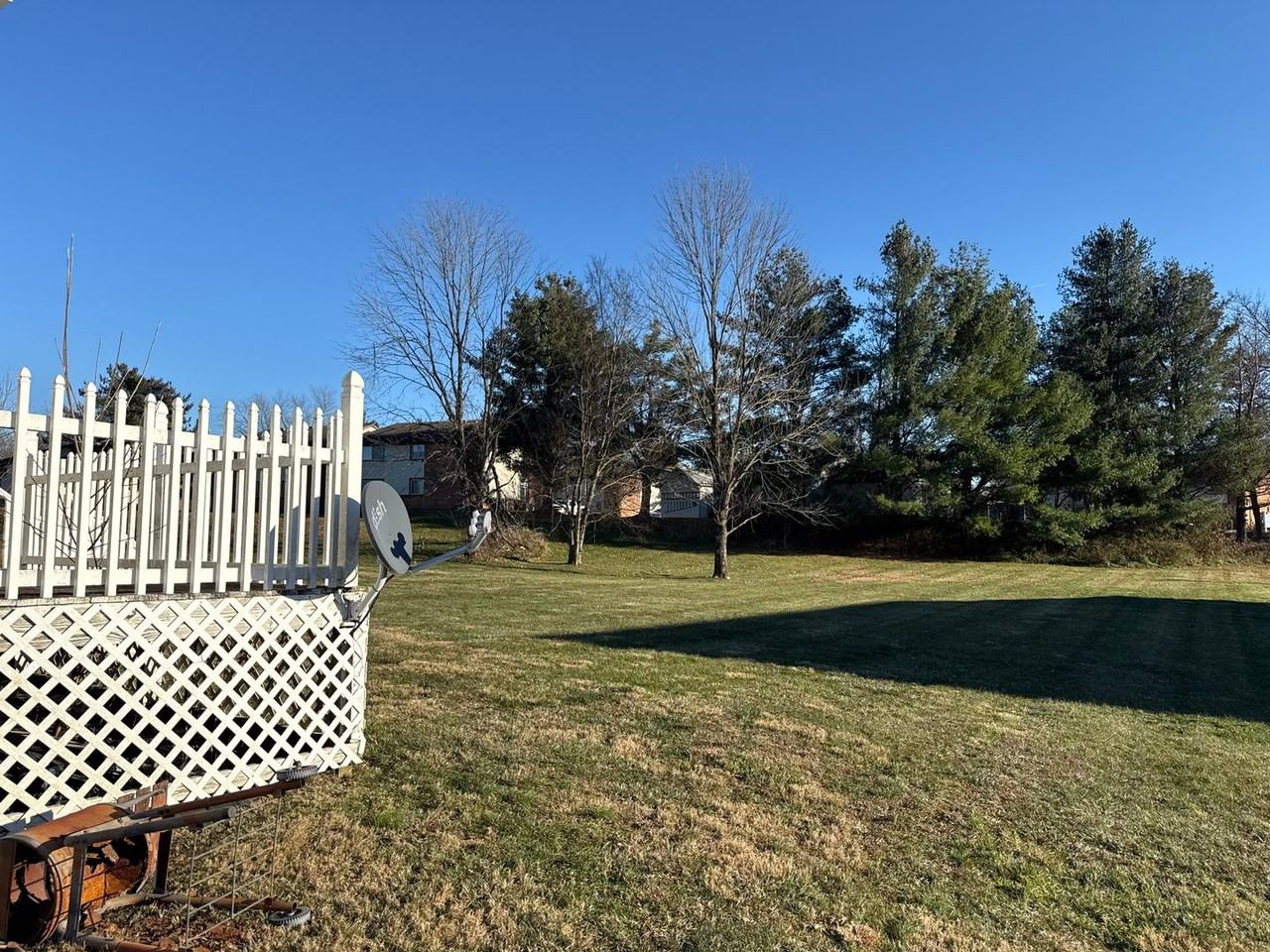 102 Woebegona Way - Photo 4 of 17