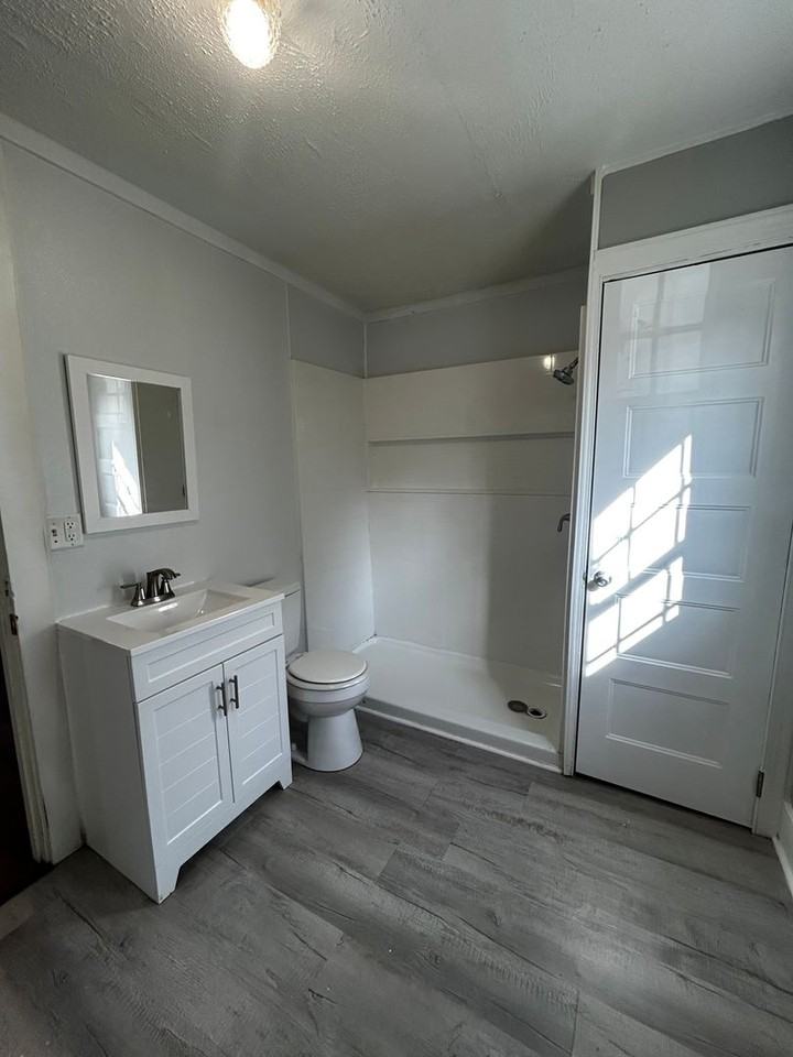 391 Dyer Bridge Road - Photo 5 of 10