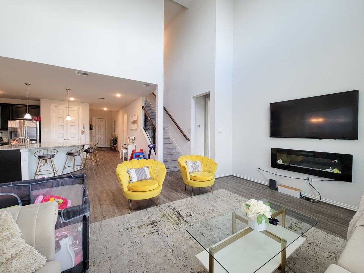 4010 Palmer Meadow Court - Photo 4 of 41