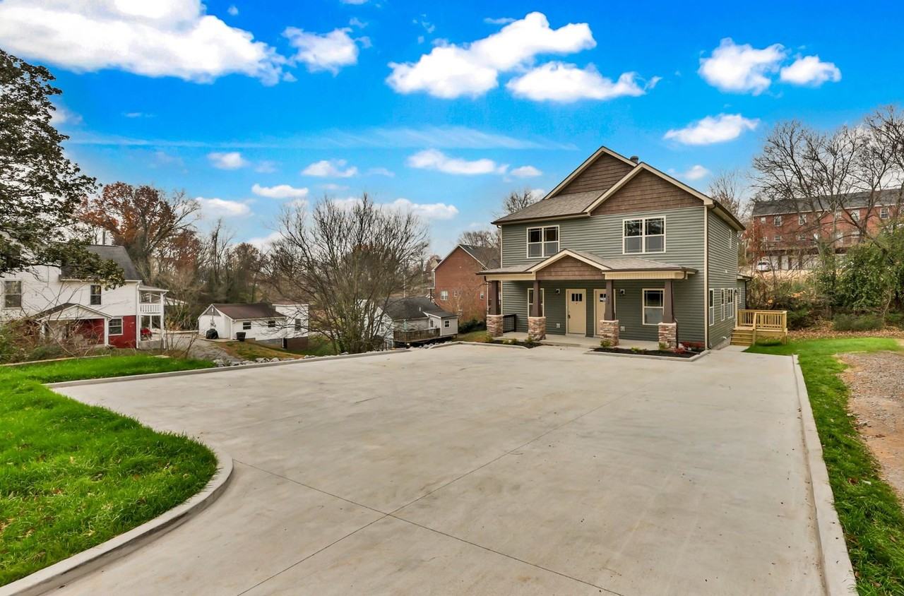 420 South 2nd Street - Photo 4 of 32