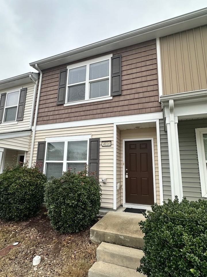 4014 Tresco Crossing - Photo 4 of 26