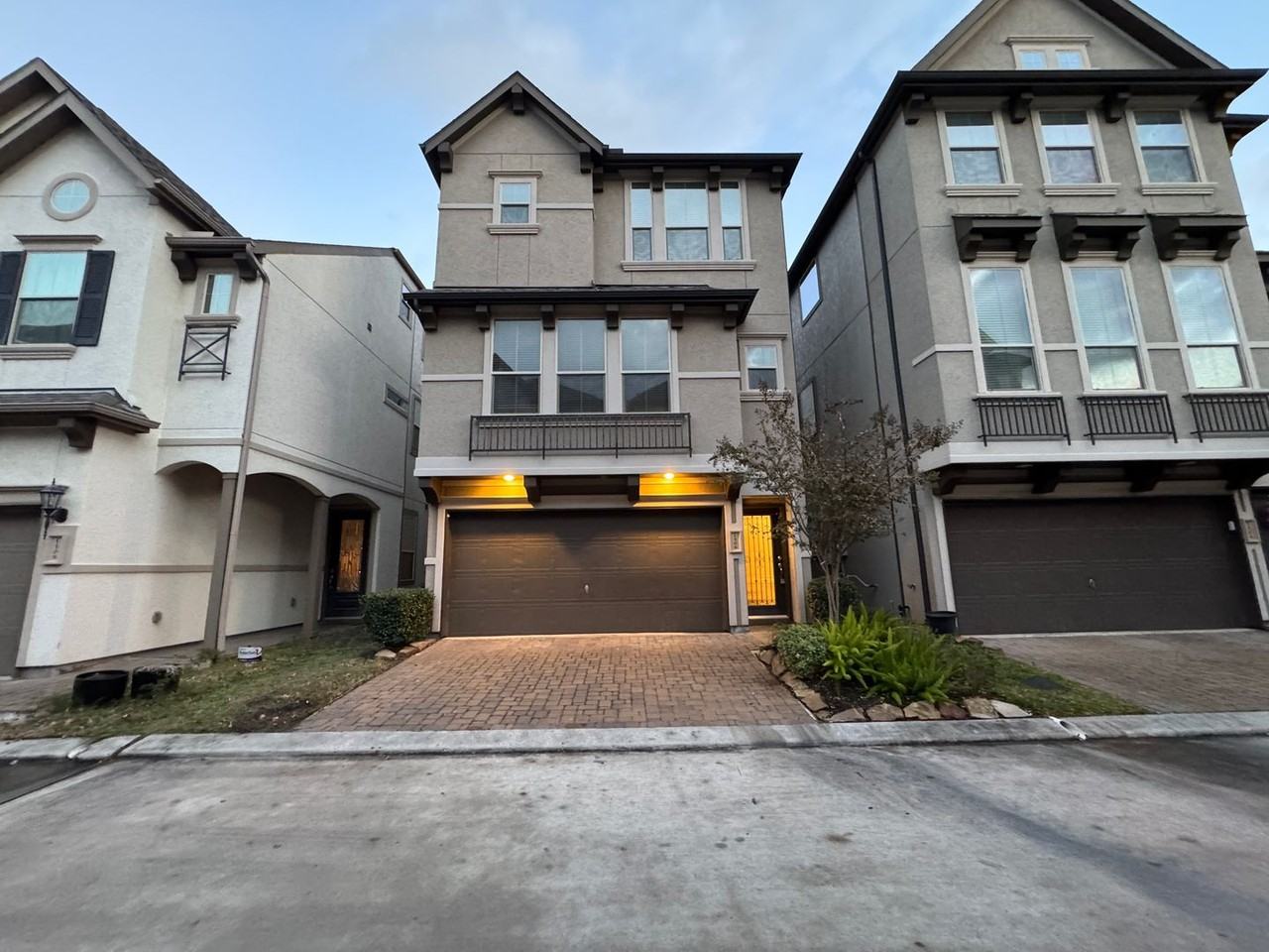 1506 Brayson Oaks Pl