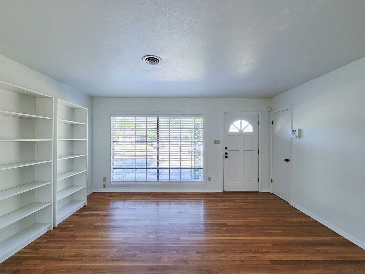 6351 Granite Street - Photo 5 of 36