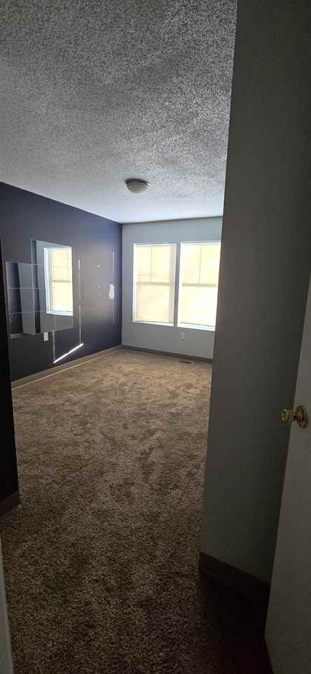 261 Frenn Avenue #261 - Photo 3 of 7