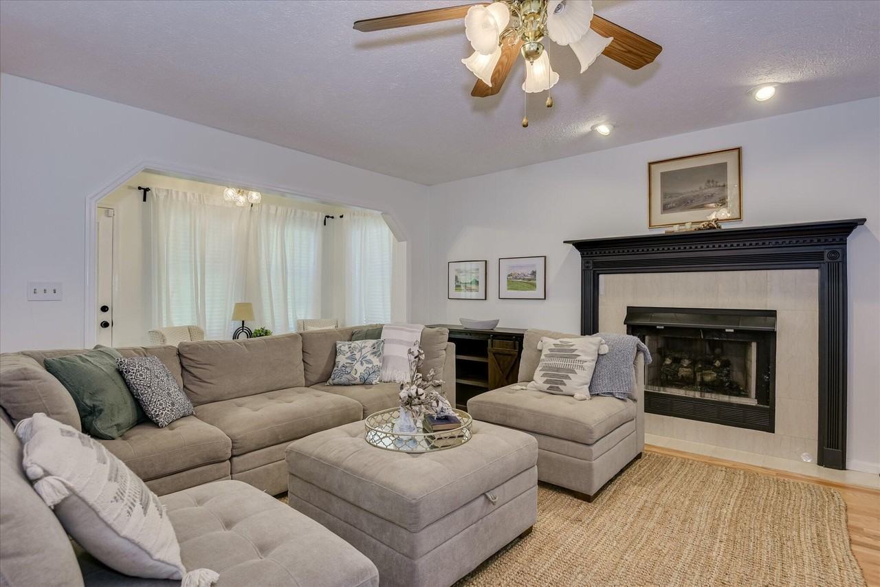 869 Hickory Ridge Road - Photo 6 of 43