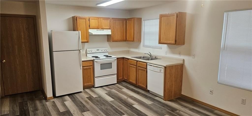 1983 S Razorback Rd #4 - Photo 3 of 11