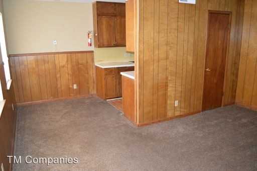 1805 Polly Reed Court - Photo 3 of 16