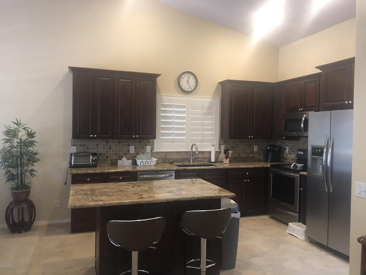 3923 North 151st Avenue - Photo 3 of 23