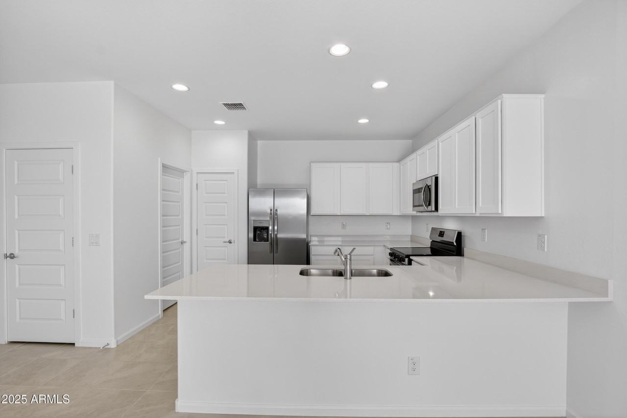 12509 East Verbina Lane - Photo 3 of 31