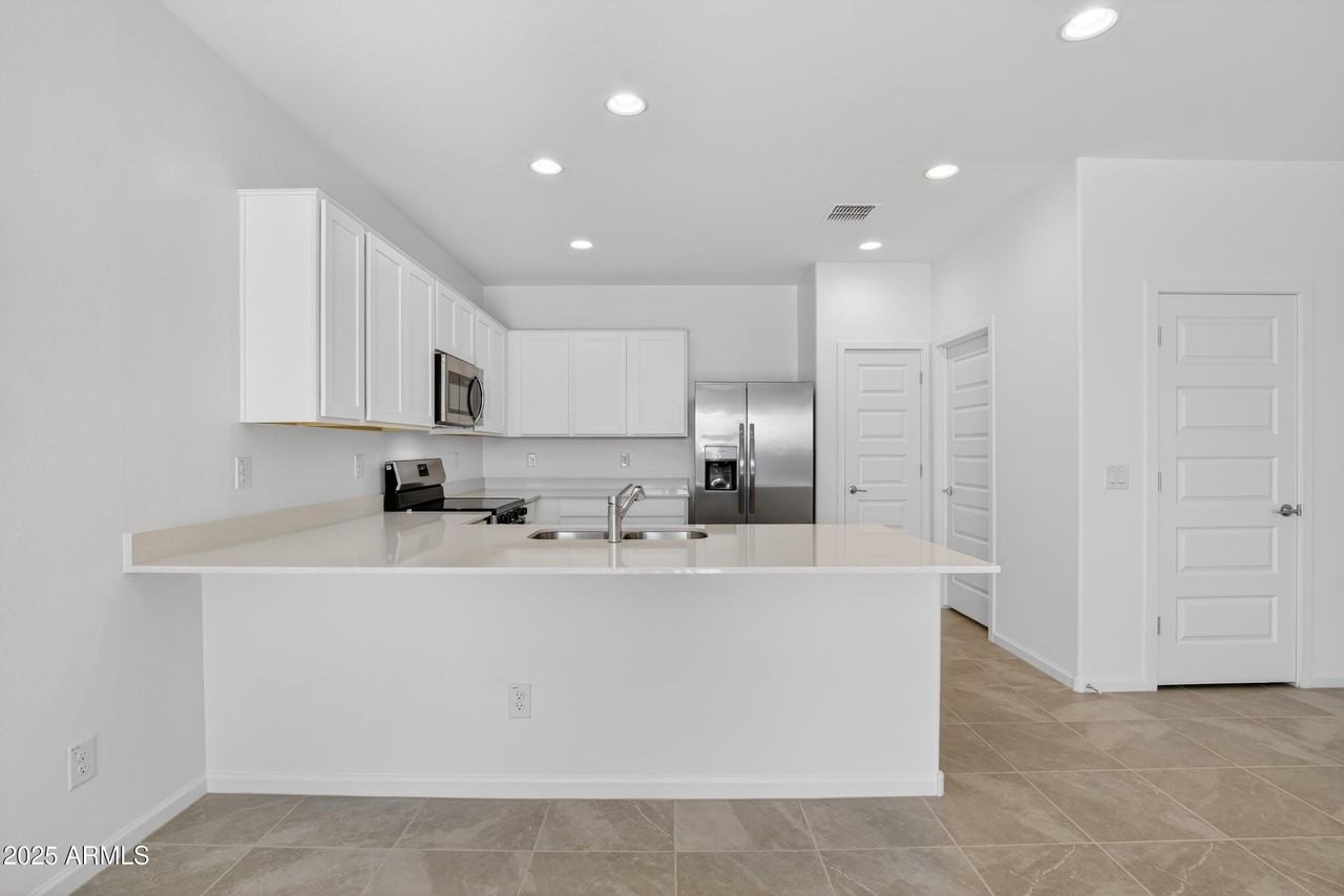 12499 East Verbina Lane - Photo 4 of 32