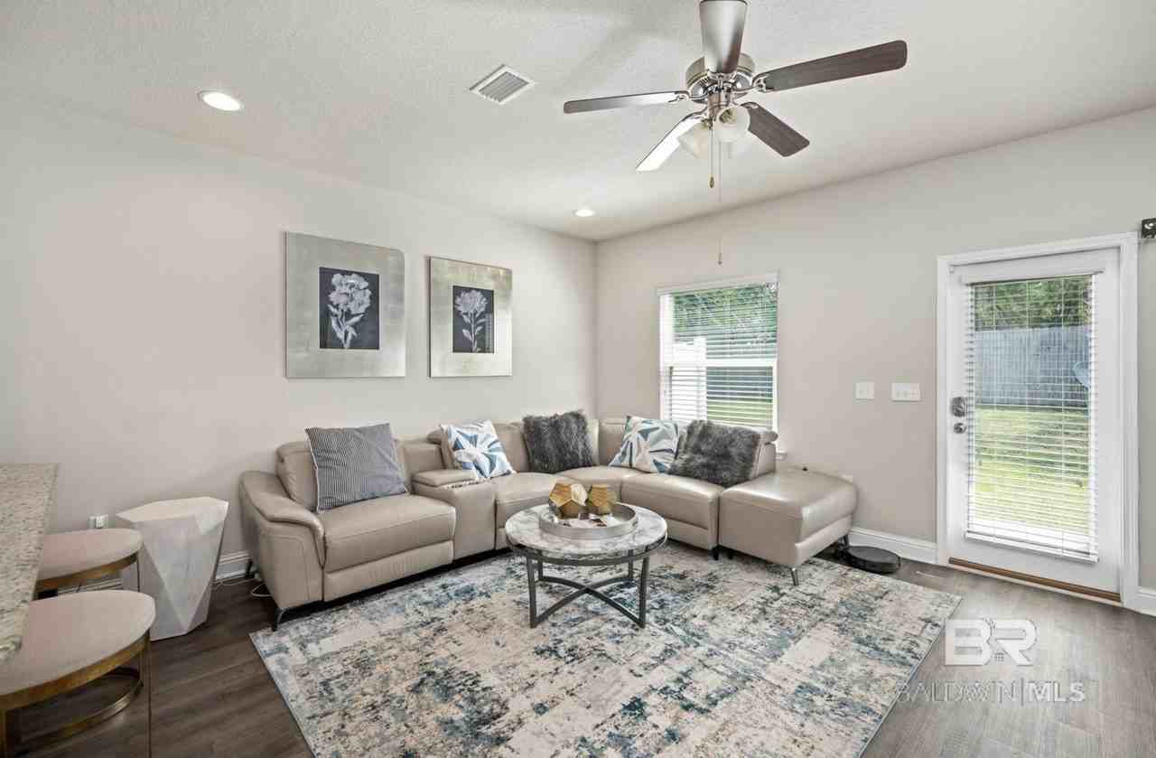 25806 Pollard Rd #8 - Photo 4 of 28