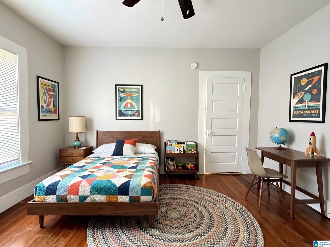 525 53rd St - Photo 7 of 12