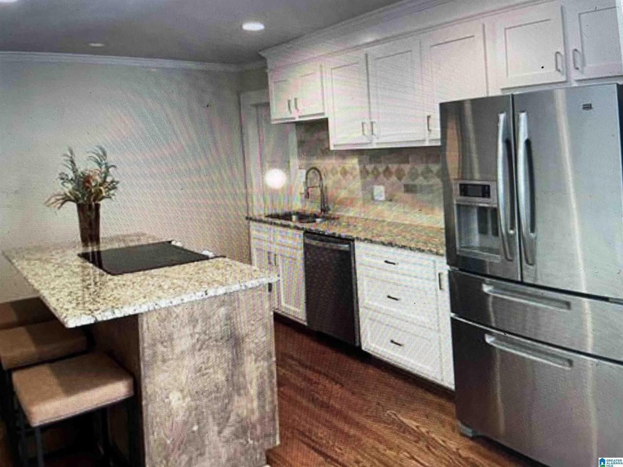 5409 5th Court South - Photo 5 of 8