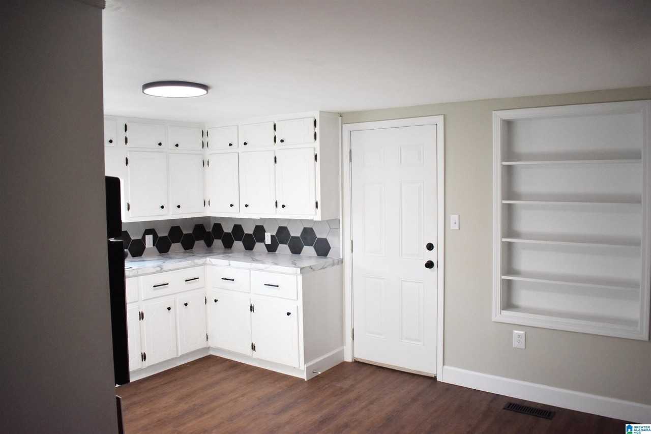 144 2nd Street Northwest - Photo 4 of 10