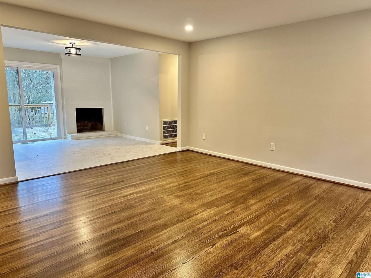 231 Hillwood Lane - Photo 4 of 23