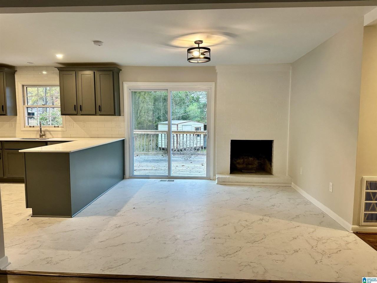 231 Hillwood Lane - Photo 6 of 23