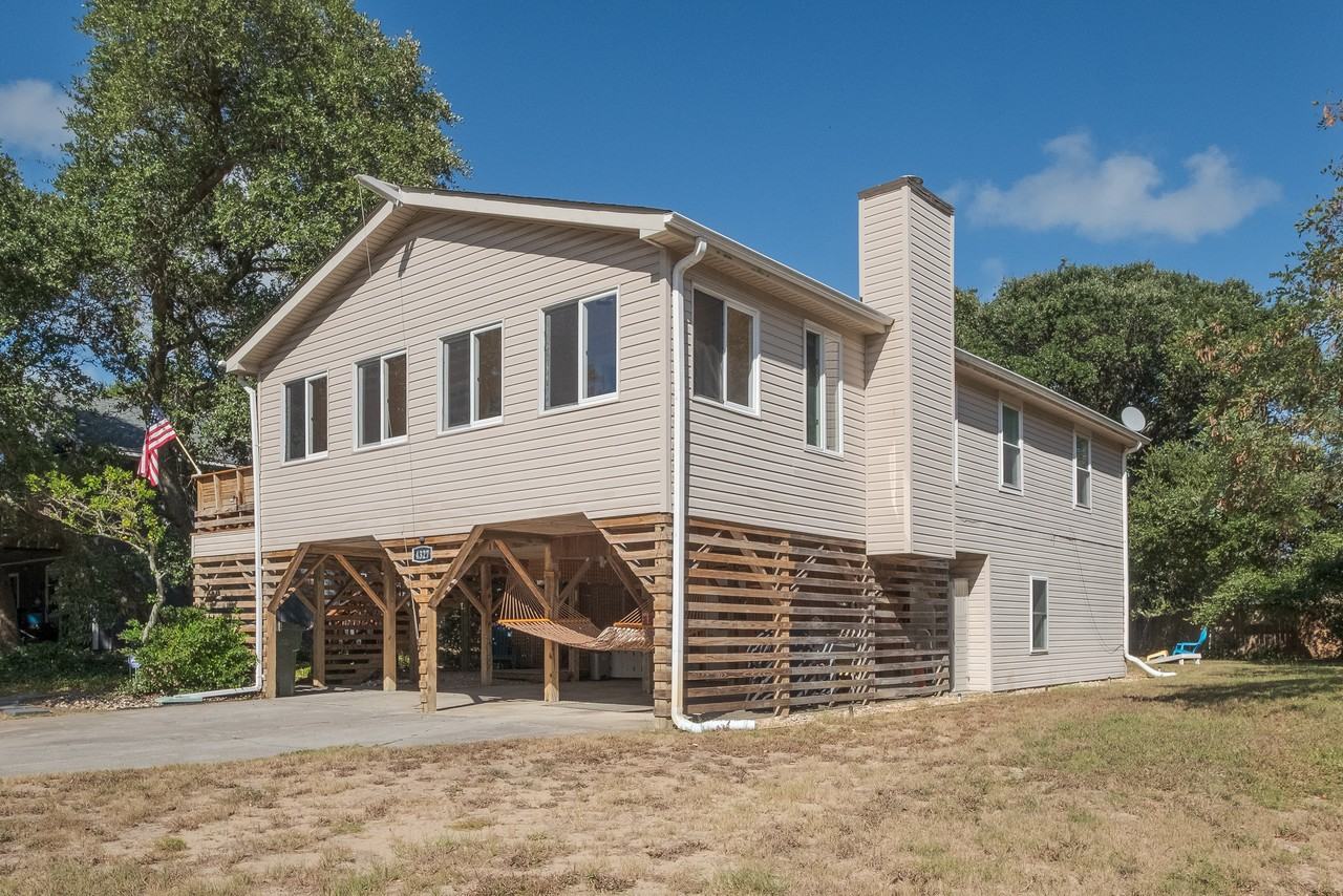 4327 South Hammerhead Road #1 - Photo 2 of 36