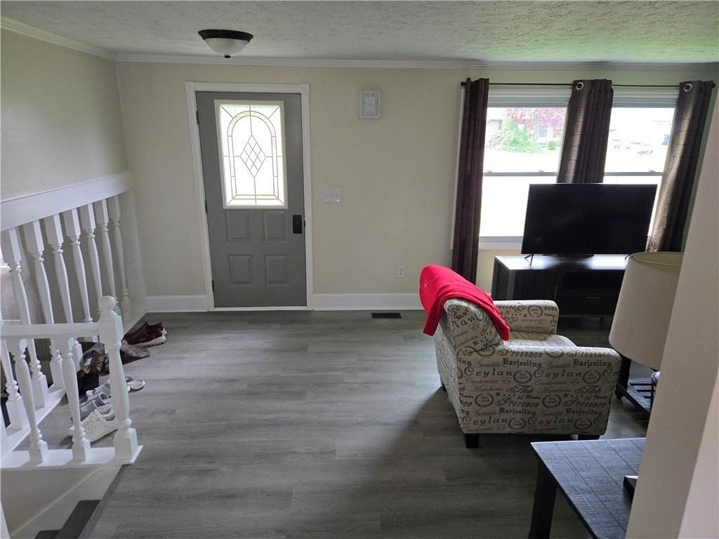 103 Virginia Manor Road - Photo 5 of 7