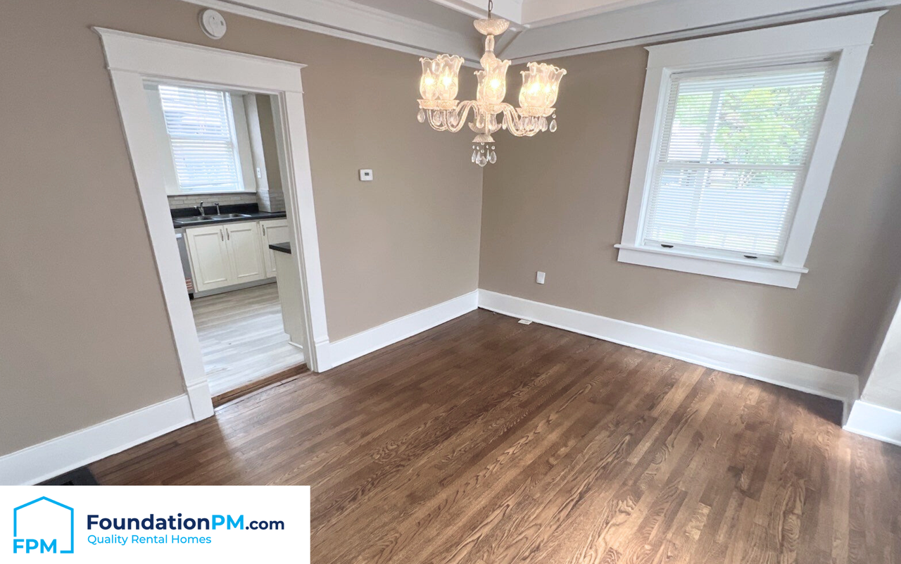 390 North Avalon Street #1 - Photo 5 of 25