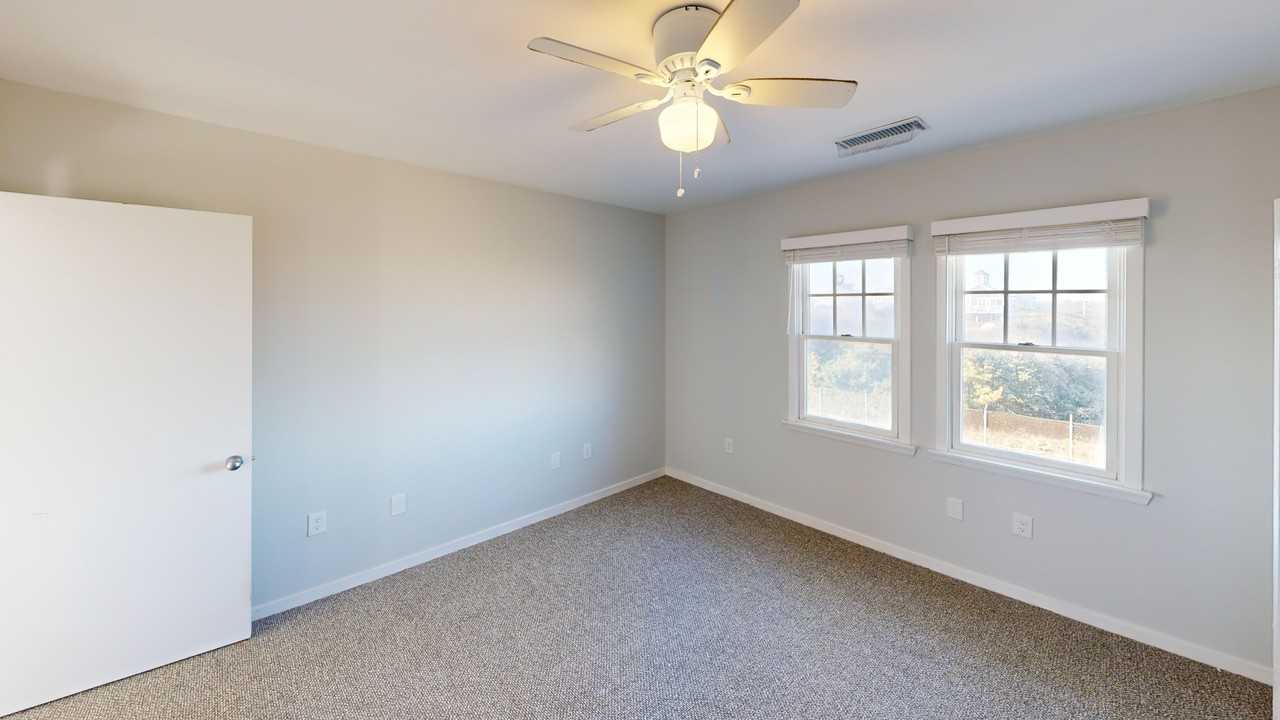 46054 Cape Hatteras Ln - Photo 7 of 11