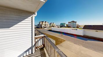 featured image of 46054 Cape Hatteras Ln