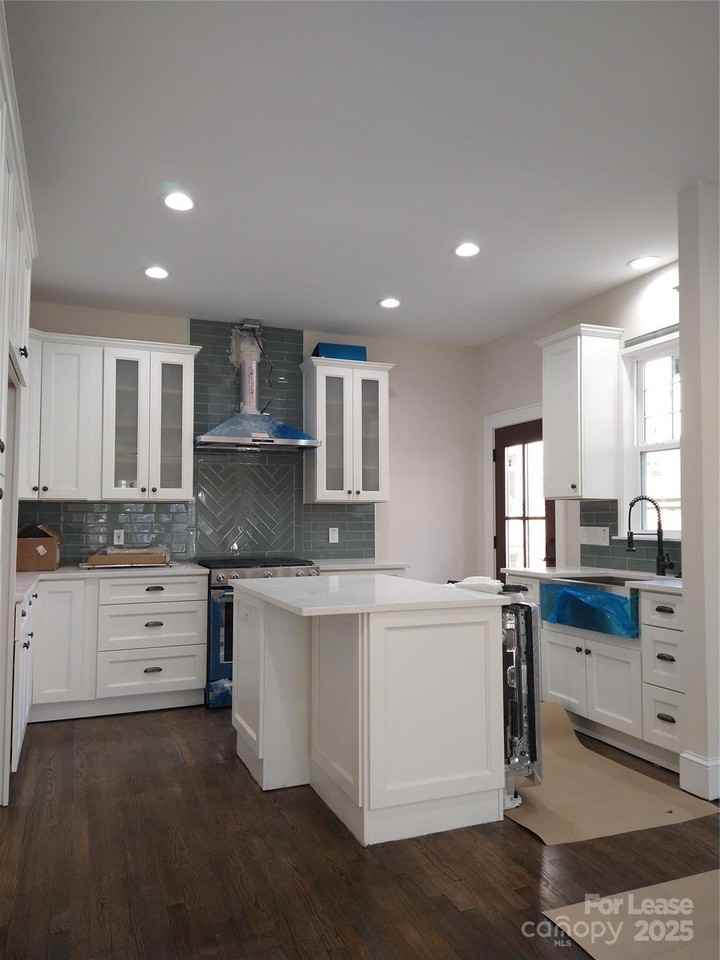 1915 Hamorton Pl - Photo 7 of 23