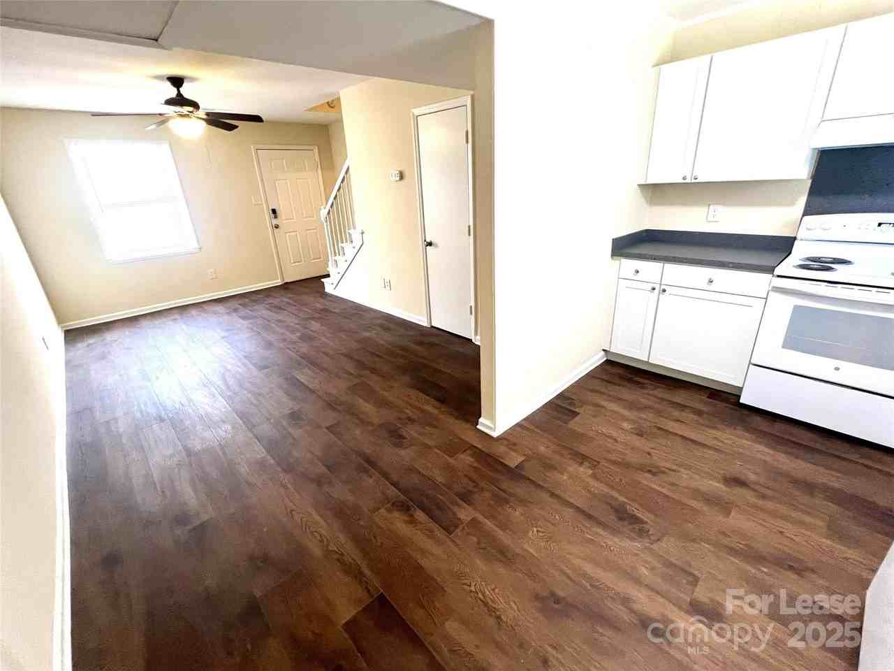 250 Nixon Road #34 - Photo 5 of 11