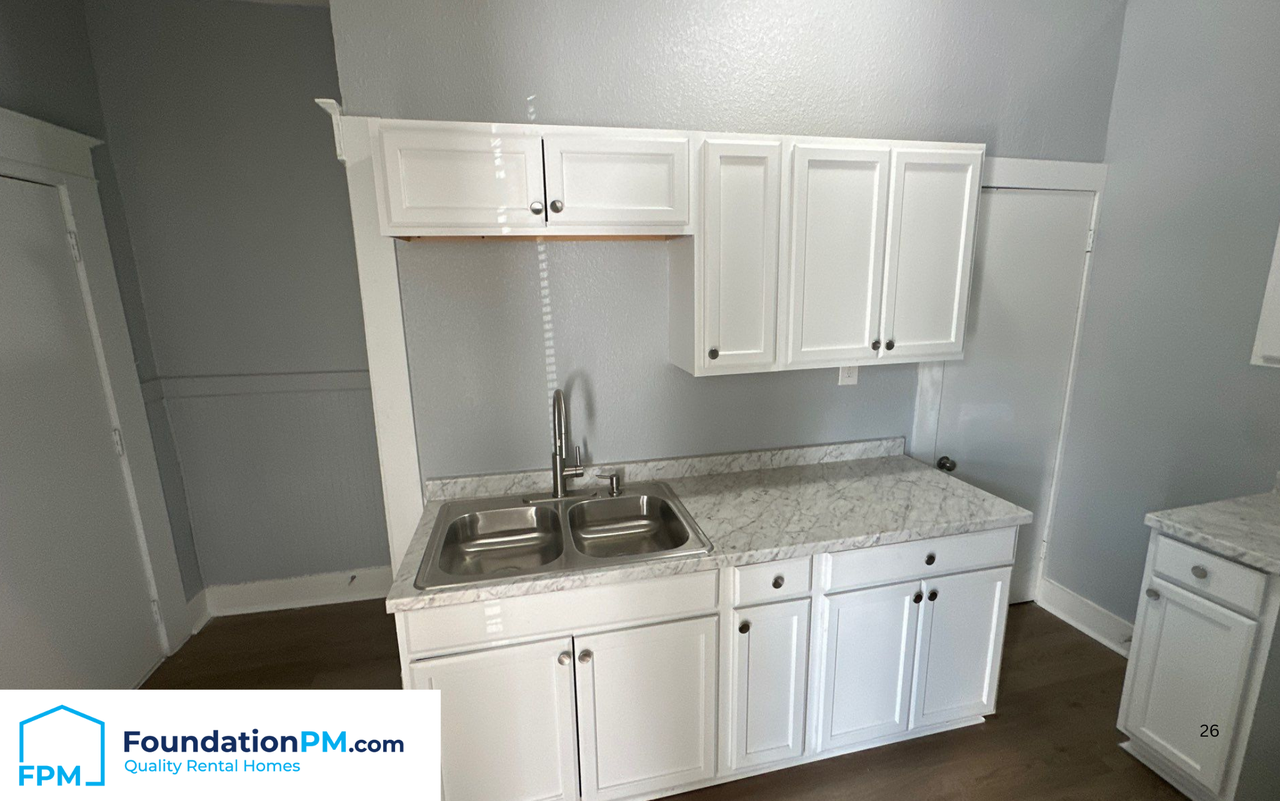 1688 Glenview Avenue #1 - Photo 4 of 16