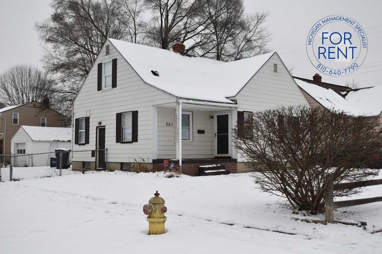 301 Chandler Avenue #1 - Photo 4 of 4